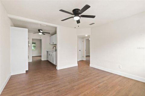 Casa en venta en Orlando, Florida, 2 dormitorios, 85.84 m2 № 1898821 - foto 5