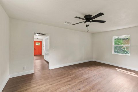 Casa en venta en Orlando, Florida, 2 dormitorios, 85.84 m2 № 1898821 - foto 19