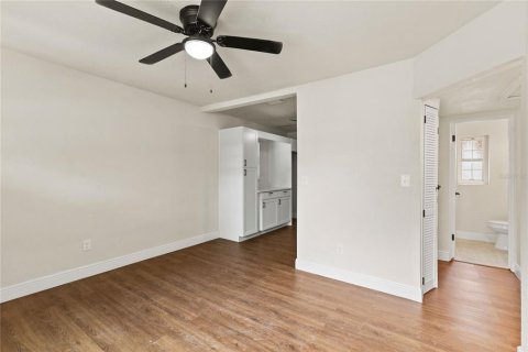 Casa en venta en Orlando, Florida, 2 dormitorios, 85.84 m2 № 1898821 - foto 17