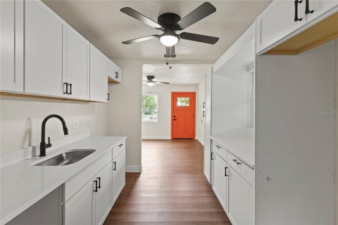Casa en venta en Orlando, Florida, 2 dormitorios, 85.84 m2 № 1898821 - foto 9