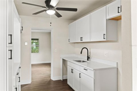 Casa en venta en Orlando, Florida, 2 dormitorios, 85.84 m2 № 1898821 - foto 8