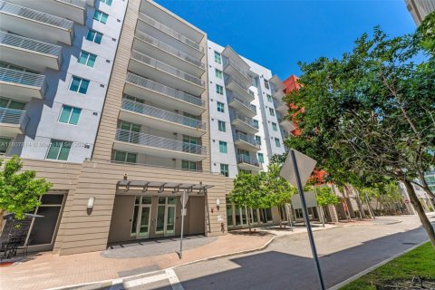 Купить кондоминиум в Дорал, Флорида 3 спальни, 140.65м2, № 1745776 - фото 3