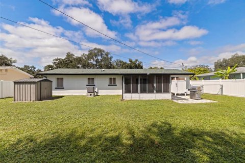 House in Kenneth City, Florida 2 bedrooms, 100.33 sq.m. № 2396345 - photo 29