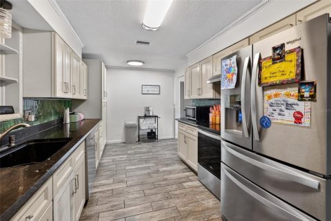Casa en venta en South Daytona, Florida, 3 dormitorios, 163.51 m2 № 2101365 - foto 4