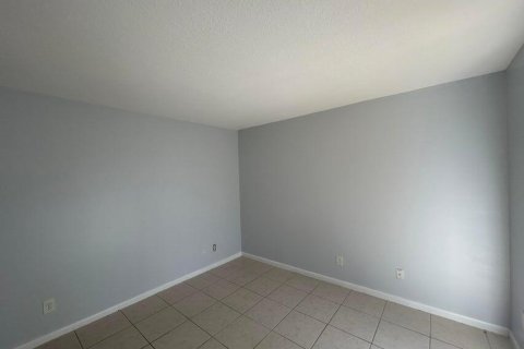 Adosado en venta en St. Lucie, Florida, 2 dormitorios, 123.37 m2 № 2078295 - foto 7