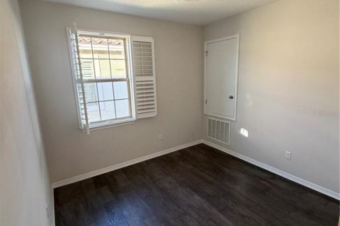 Casa en venta en Orlando, Florida, 5 dormitorios, 266.63 m2 № 2388290 - foto 22