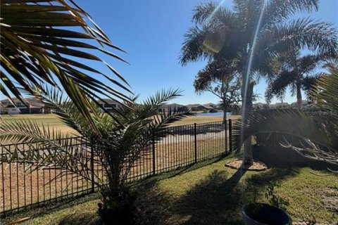 Casa en venta en Orlando, Florida, 5 dormitorios, 266.63 m2 № 2388290 - foto 4