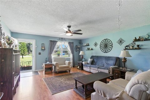 Casa en venta en Mims, Florida, 4 dormitorios, 144.18 m2 № 1879701 - foto 9