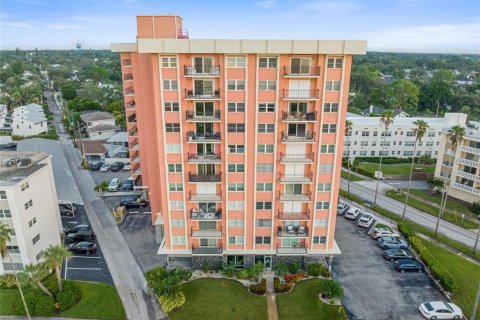 Condominio en alquiler en Saint Petersburg, Florida, 2 dormitorios, 117.06 m2 № 1917281 - foto 4