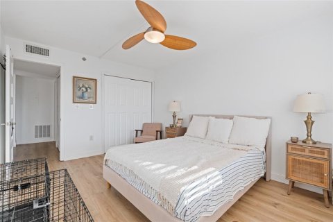Condominio en alquiler en Saint Petersburg, Florida, 2 dormitorios, 117.06 m2 № 1917281 - foto 22