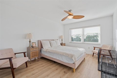 Condominio en alquiler en Saint Petersburg, Florida, 2 dormitorios, 117.06 m2 № 1917281 - foto 23