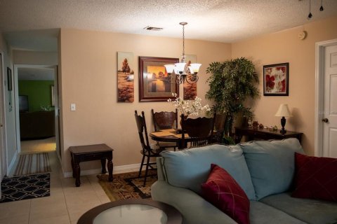 Touwnhouse à vendre à Winter Park, Floride: 3 chambres, 148.83 m2 № 2424240 - photo 5