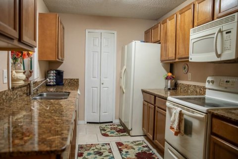 Touwnhouse à vendre à Winter Park, Floride: 3 chambres, 148.83 m2 № 2424240 - photo 6