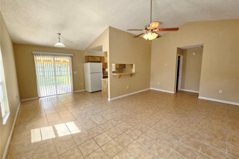 Casa en alquiler en Winter Haven, Florida, 2 dormitorios, 94.2 m2 № 1915245 - foto 6