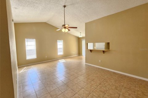 Casa en alquiler en Winter Haven, Florida, 2 dormitorios, 94.2 m2 № 1915245 - foto 7