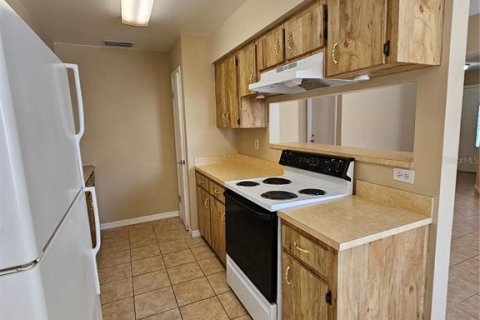 Casa en alquiler en Winter Haven, Florida, 2 dormitorios, 94.2 m2 № 1915245 - foto 13