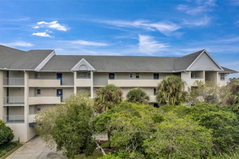 Condominio en alquiler en New Port Richey, Florida, 2 dormitorios, 91.04 m2 № 1546504 - foto 3