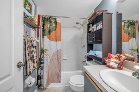 Condominio en alquiler en New Port Richey, Florida, 2 dormitorios, 91.04 m2 № 1546504 - foto 27