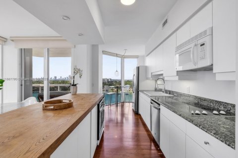 Copropriété à louer à Miami Beach, Floride: 2 chambres, 128.21 m2 № 1941666 - photo 7