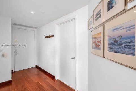 Copropriété à louer à Miami Beach, Floride: 2 chambres, 128.21 m2 № 1941666 - photo 9