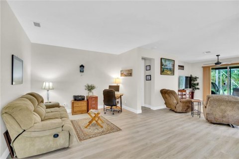 Casa en venta en Vero Beach, Florida, 3 dormitorios, 206.06 m2 № 2309936 - foto 8