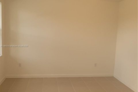 Adosado en alquiler en Homestead, Florida, 3 dormitorios, 171.68 m2 № 1944505 - foto 5