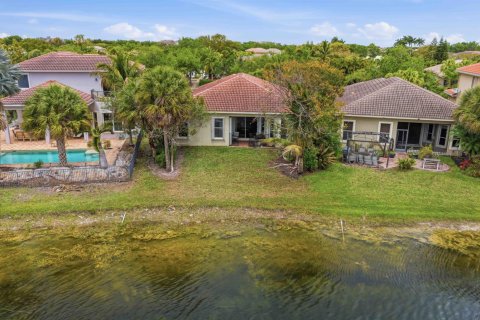 House in Parkland, Florida 4 bedrooms, 209.22 sq.m. № 2190086 - photo 22