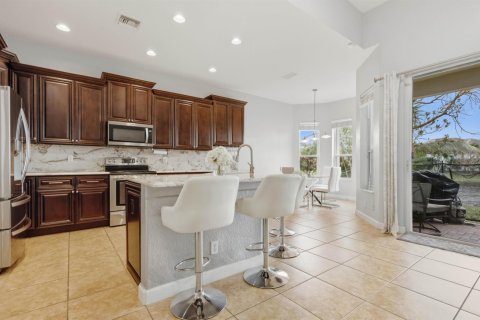 House in Parkland, Florida 4 bedrooms, 209.22 sq.m. № 2190086 - photo 8