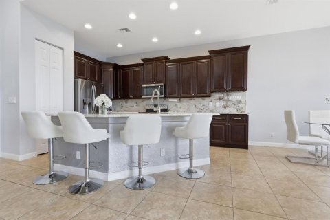 House in Parkland, Florida 4 bedrooms, 209.22 sq.m. № 2190086 - photo 9