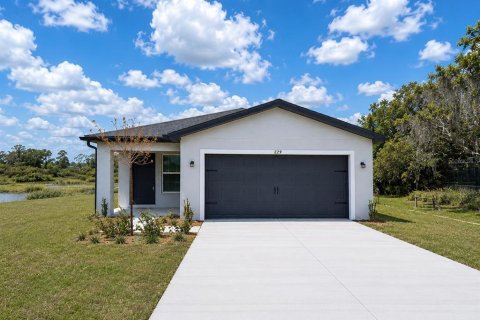 Villa ou maison à Spring Hill, Floride 3 chambres, 158.58 m2 № 2141503