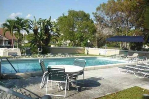 Copropriété à louer à Coral Springs, Floride: 2 chambres, 76.18 m2 № 2001623 - photo 6