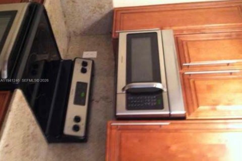 Copropriété à louer à Coral Springs, Floride: 2 chambres, 76.18 m2 № 2001623 - photo 3