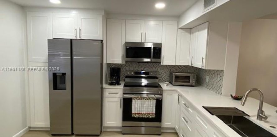 Condo à Coconut Creek, Floride, 2 chambres  № 2022115