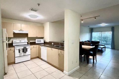 Copropriété à louer à Miami, Floride: 3 chambres, 117.43 m2 № 2178143 - photo 9