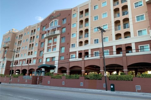 Copropriété à louer à Miami, Floride: 3 chambres, 117.43 m2 № 2178143 - photo 24