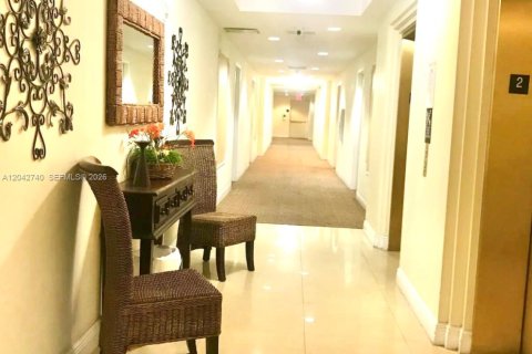 Copropriété à louer à Miami, Floride: 3 chambres, 117.43 m2 № 2178143 - photo 22