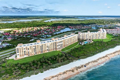 Condominio en venta en Palm Coast, Florida, 3 dormitorios, 152.36 m2 № 2126087 - foto 2