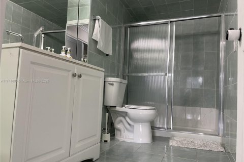 Copropriété à vendre à Sunny Isles Beach, Floride: 1 chambre, 96.62 m2 № 1985312 - photo 14