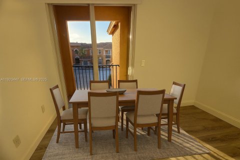 Touwnhouse à louer à Miramar, Floride: 3 chambres, 116.69 m2 № 1977438 - photo 9