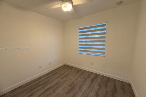 Touwnhouse à louer à Miramar, Floride: 3 chambres, 116.69 m2 № 1977438 - photo 11