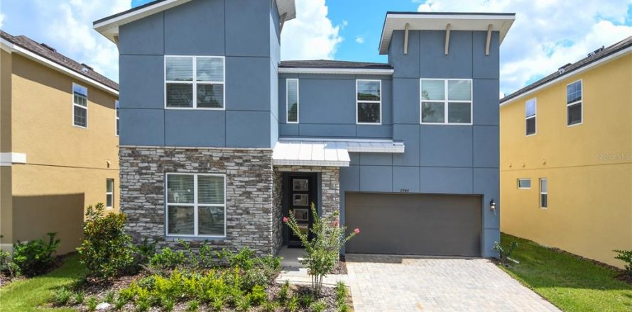 Casa en Kissimmee, Florida 9 dormitorios, 405.33 m2 № 1870727