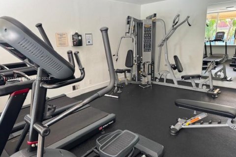 Copropriété à louer à Miami, Floride: 1 chambre, 55.56 m2 № 1986227 - photo 16