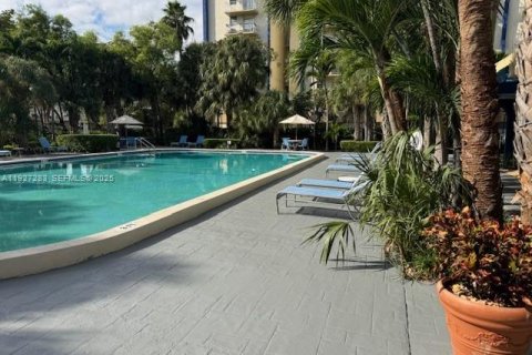 Copropriété à louer à Miami, Floride: 1 chambre, 55.56 m2 № 1986227 - photo 15