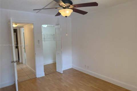 Copropriété à louer à Boca Raton, Floride: 2 chambres, 86.96 m2 № 1946728 - photo 15