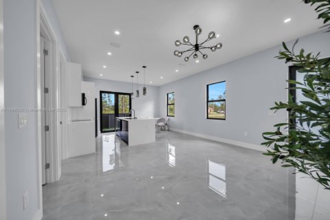 Villa ou maison à vendre à Lehigh Acres, Floride: 3 chambres № 1932331 - photo 6