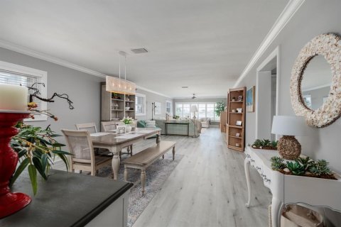 Купить кондоминиум в Сент-Пит-Бич, Флорида 7 комнат, 132.39м2, № 1616808 - фото 13