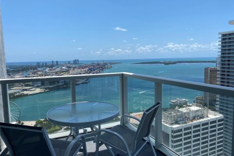Condominio en venta en Miami, Florida, 3 dormitorios, 166.76 m2 № 1707207 - foto 1