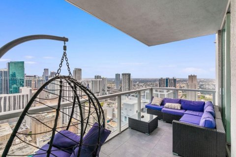 Condominio en venta en Miami, Florida, 3 dormitorios, 166.76 m2 № 1707207 - foto 17
