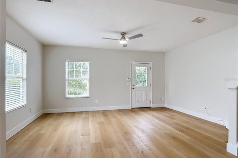 Touwnhouse à vendre à Celebration, Floride: 2 chambres, 133.78 m2 № 2408329 - photo 15