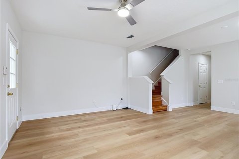 Touwnhouse à vendre à Celebration, Floride: 2 chambres, 133.78 m2 № 2408329 - photo 14